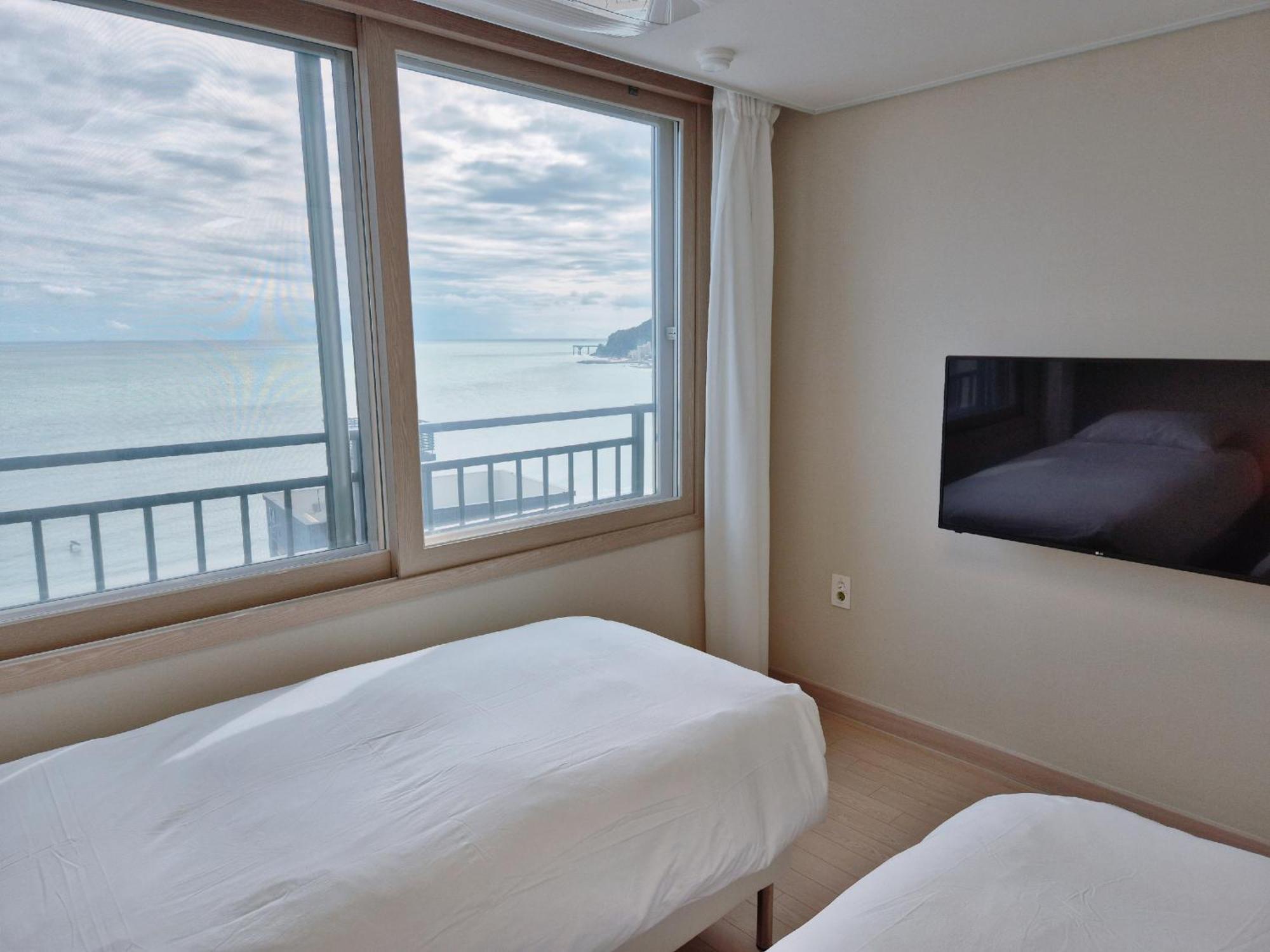 ホテル The First Ocean Songjeong 釜山広域市 エクステリア 写真