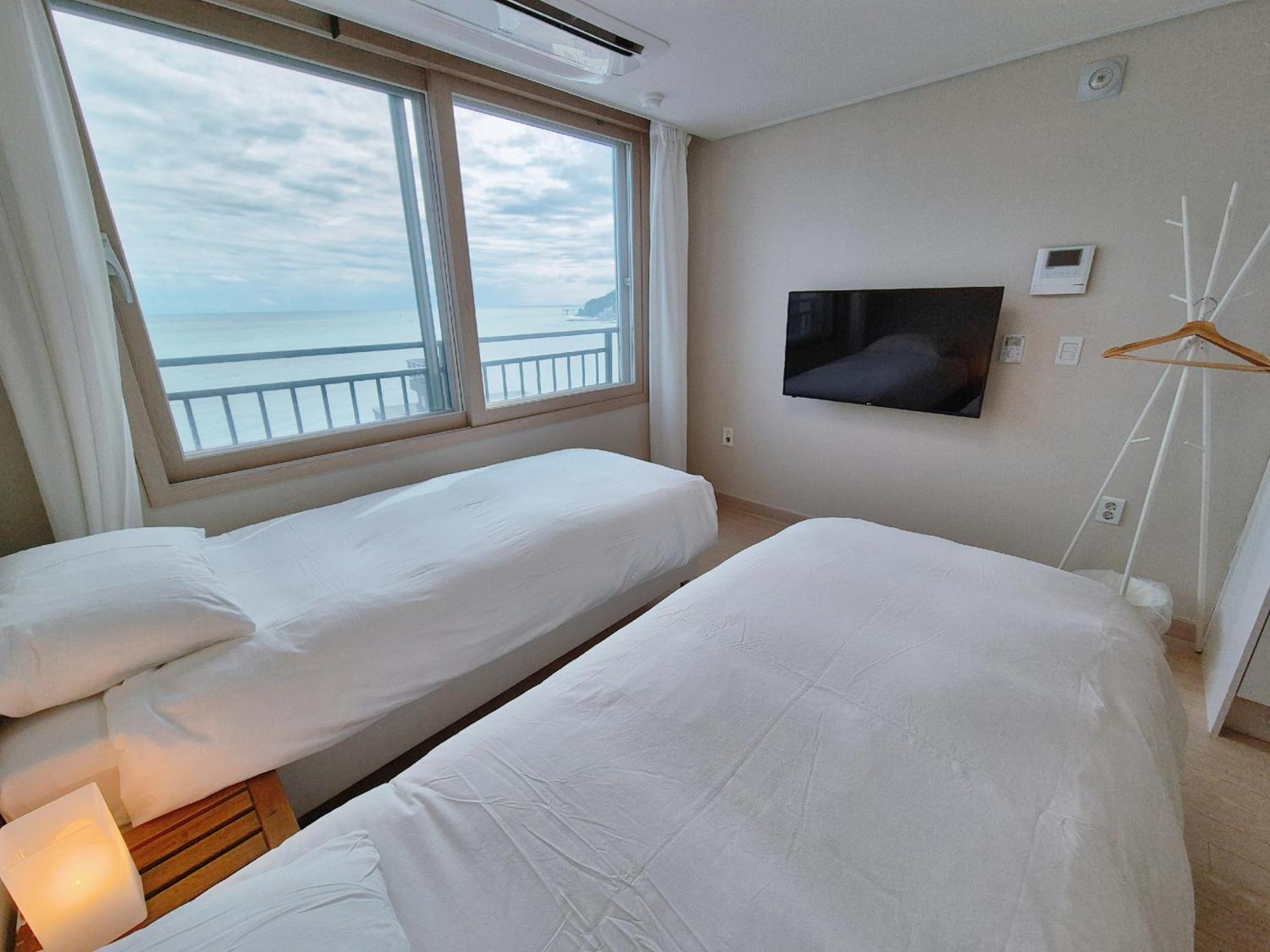 ホテル The First Ocean Songjeong 釜山広域市 エクステリア 写真
